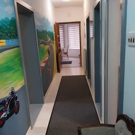 Automotodrom Grobnik - And Skejic Guest house 3*