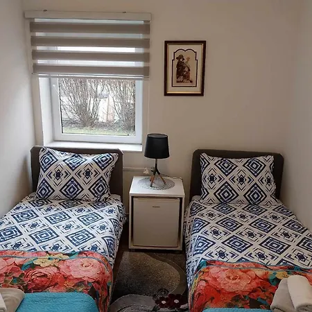 Konukevi Automotodrom Grobnik - And Skejic 3*