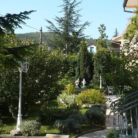 Гостевой дом Automotodrom Grobnik - And Skejic