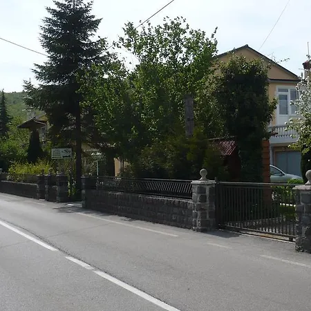 Guest house Automotodrom Grobnik - And Skejic