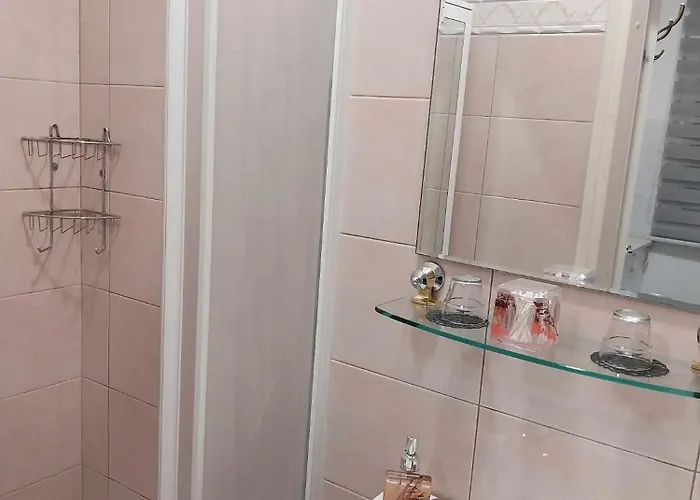 Automotodrom Grobnik - And Skejic Konukevi 3*