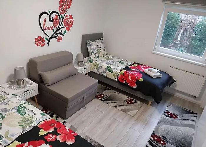 Konukevi Automotodrom Grobnik - And Skejic 3*