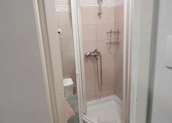 Konukevi Automotodrom Grobnik - And Skejic Čavle