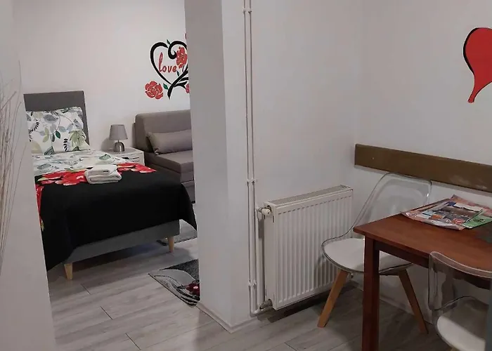 Konukevi Automotodrom Grobnik - And Skejic 3*