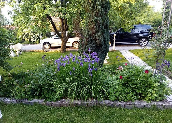 Konukevi Automotodrom Grobnik - And Skejic 3*