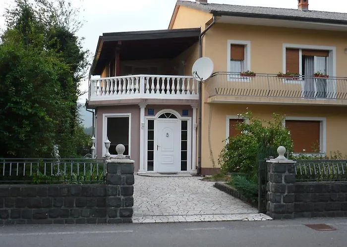 Πανσιόν Automotodrom Grobnik - And Skejic Čavle